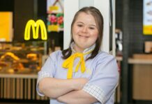 Arcos Dorados é a 2ª melhor empresa para se trabalhar para Pessoas com Deficiência