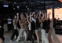 Orquestra de Câmara e Corpo de Dança de Manaus e artistas locais celebram o Natal no Centro Histórico da cidade