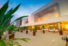 Exposição Mundo Jurássico leva dinossauros gigantes ao Shopping Ponta Negra em Manaus