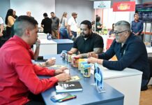 Sebrae Amazonas aproxima pequenas empresas de grandes compradores em rodada de negócios